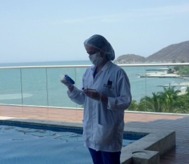 Microbiolgico agua de piscinas